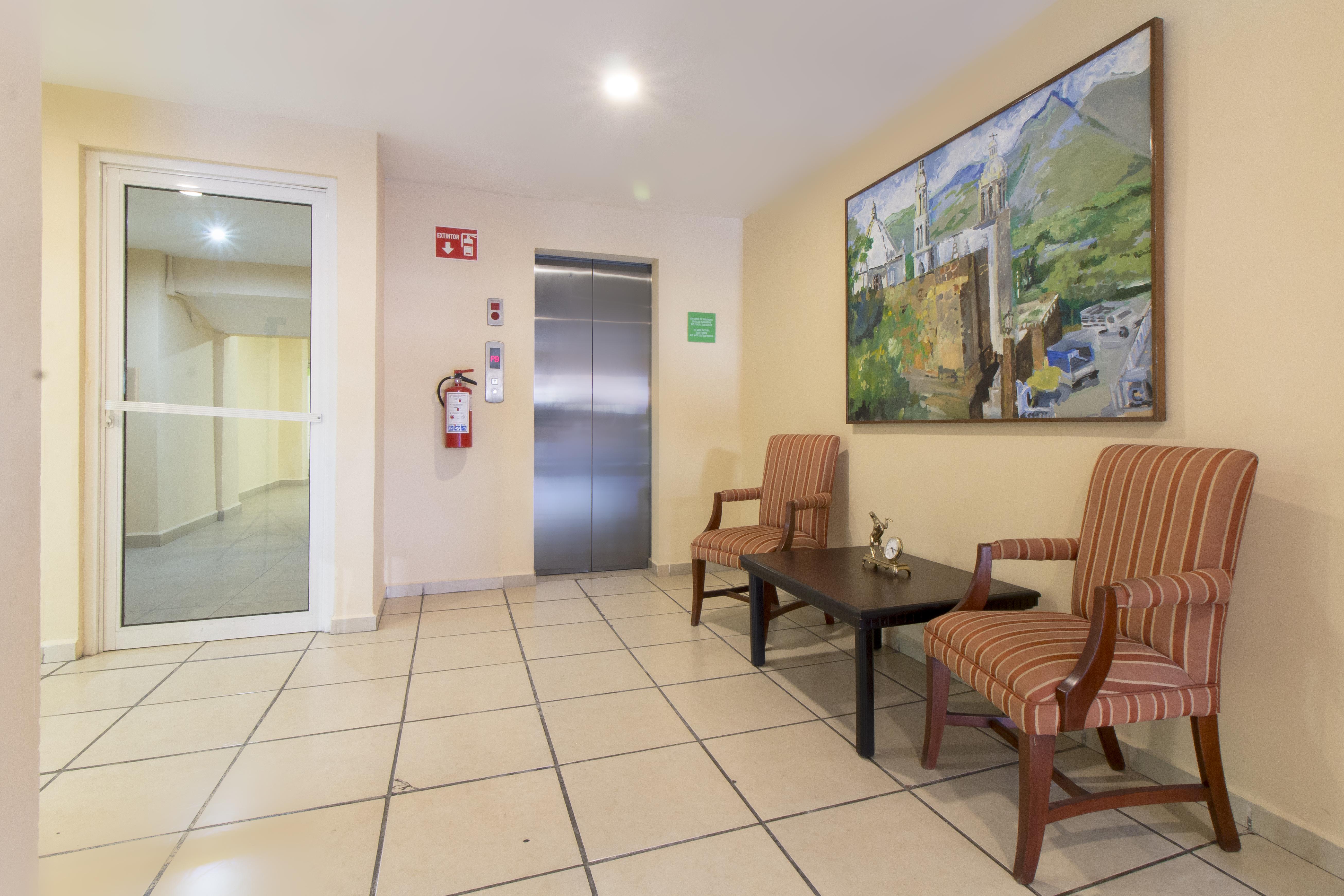 Chn Hotel Monterrey Santa Fe Exterior foto